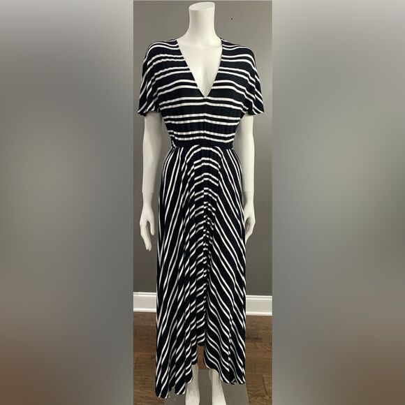 Bebe Black & White striped Flowy Maxi Dress V-neck short sleeve Size S/P - Picture 1 of 10